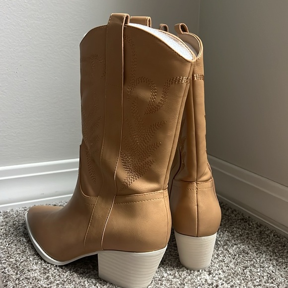 Oasis Society Amaya Boots - Brand New - Picture 5 of 7